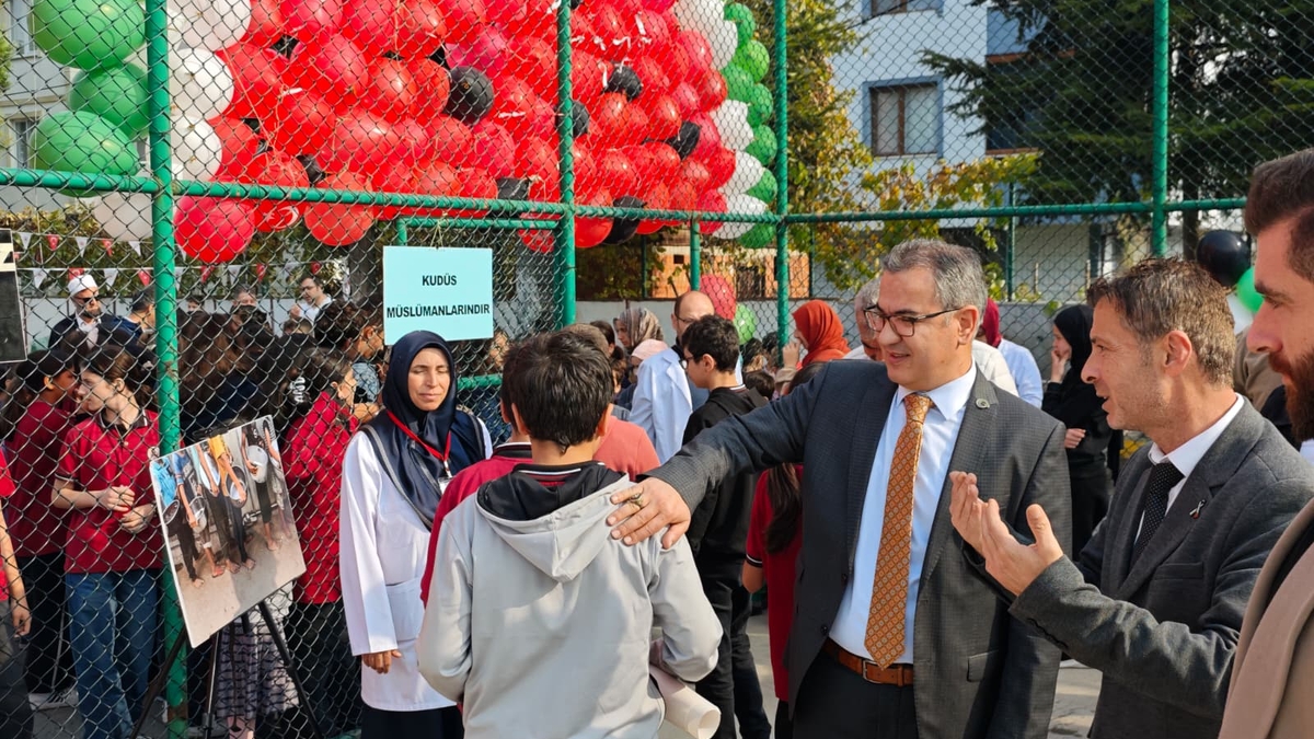 İnönü İlkokulu ve İnönü Ortaokulu’ndan kermes