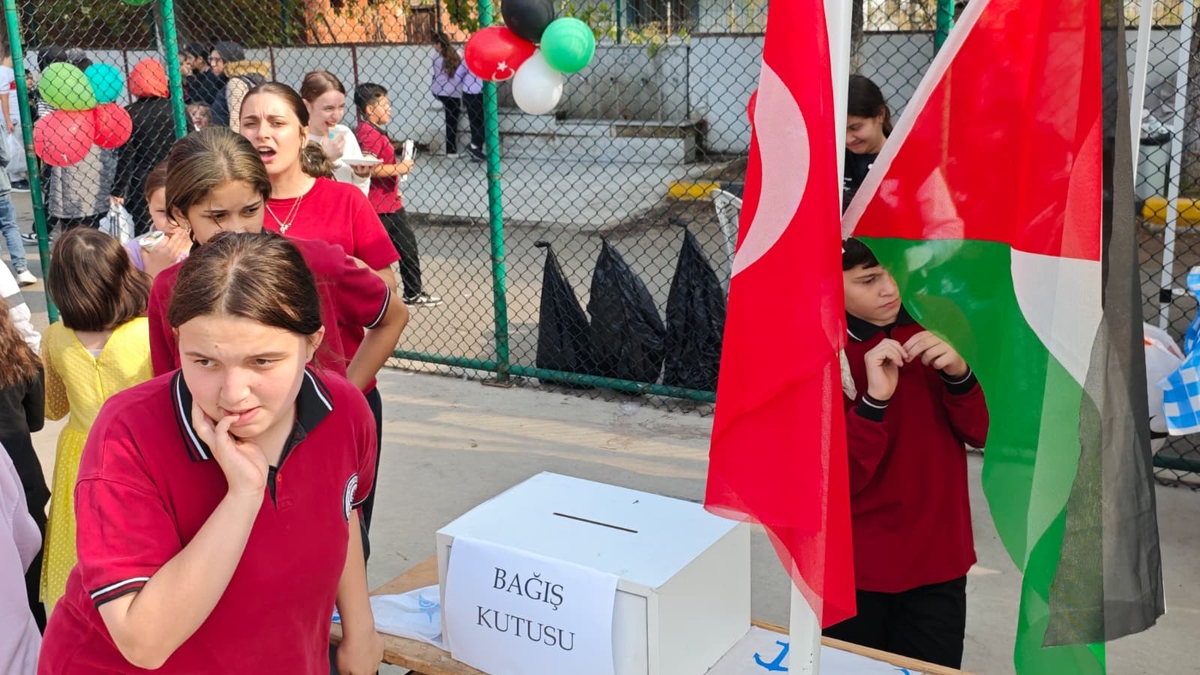 İnönü İlkokulu ve İnönü Ortaokulu’ndan kermes