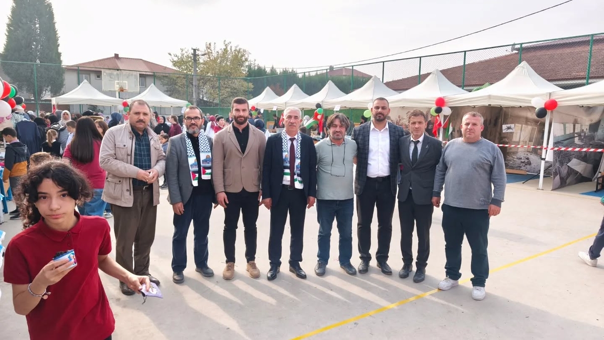 İnönü İlkokulu ve İnönü Ortaokulu’ndan kermes