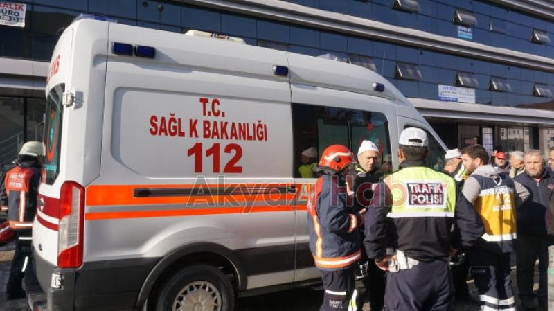 Ailevi sorunları olan kadın Çatıya çıktı