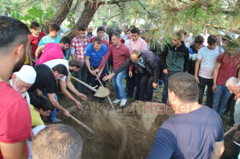 İntihar Eden Orhan Copkayaoğlu Defnedildi