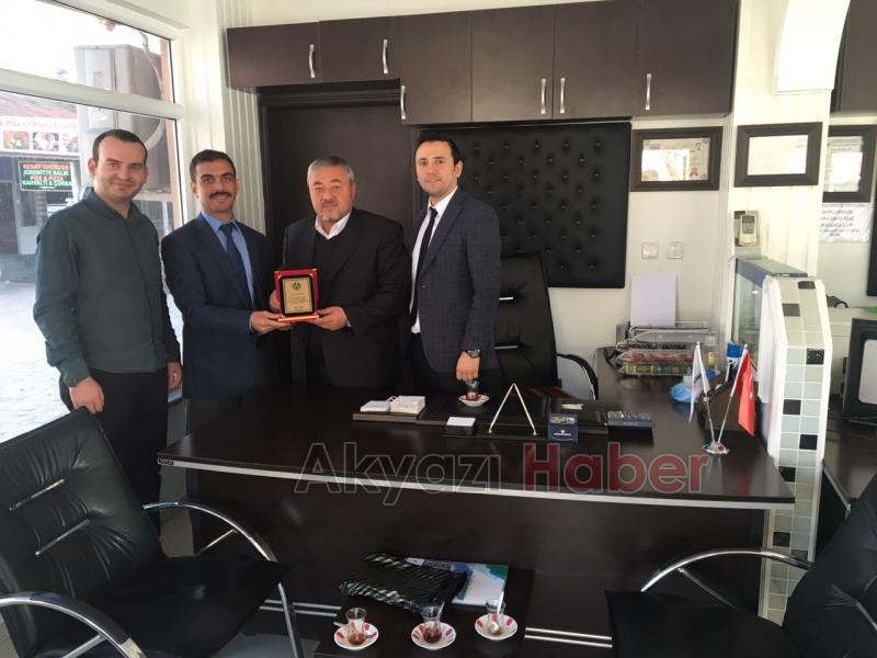 İş Adamı Remzi Hızala Teşekkür Plaketi