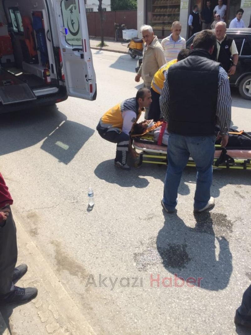 İş Makinesi Bisiklet Sürücüsüne Çarptı