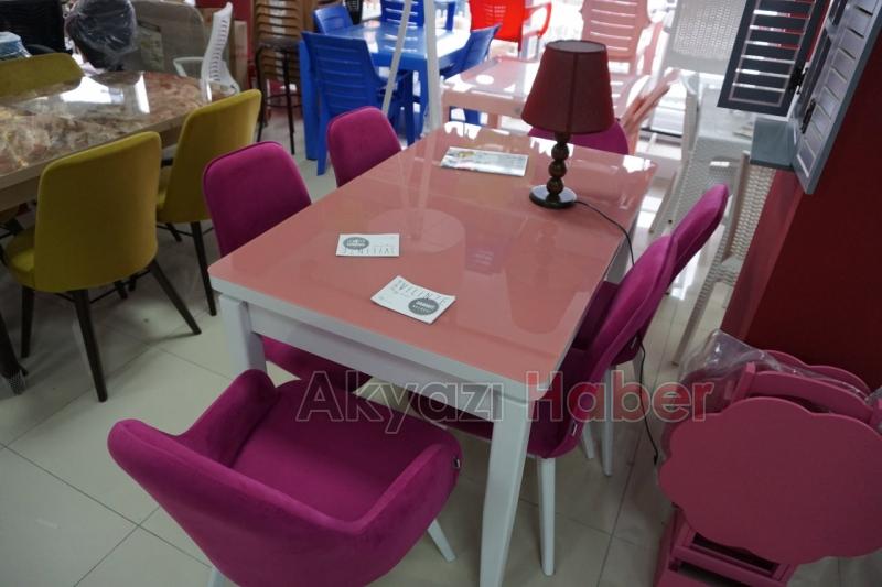 İşimiz Masa Gücümüz Sandalye