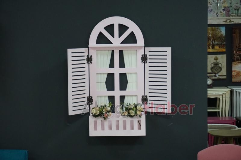 İşimiz Masa Gücümüz Sandalye