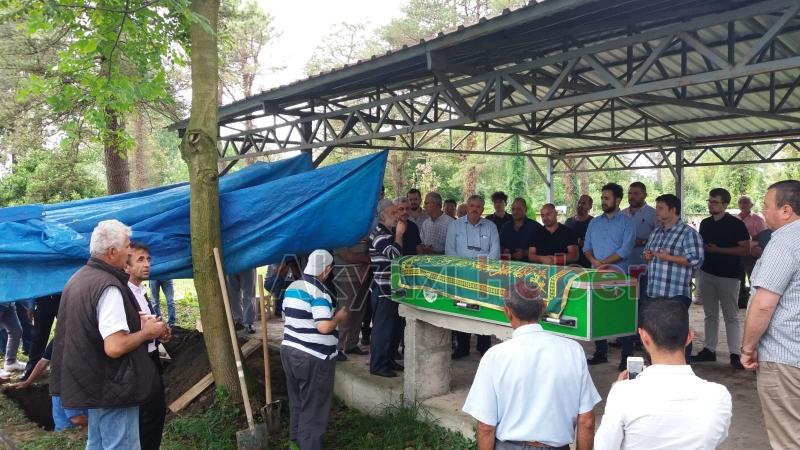 İsmail Akar Defnedildi