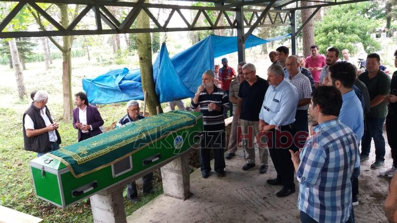 İsmail Akar Defnedildi