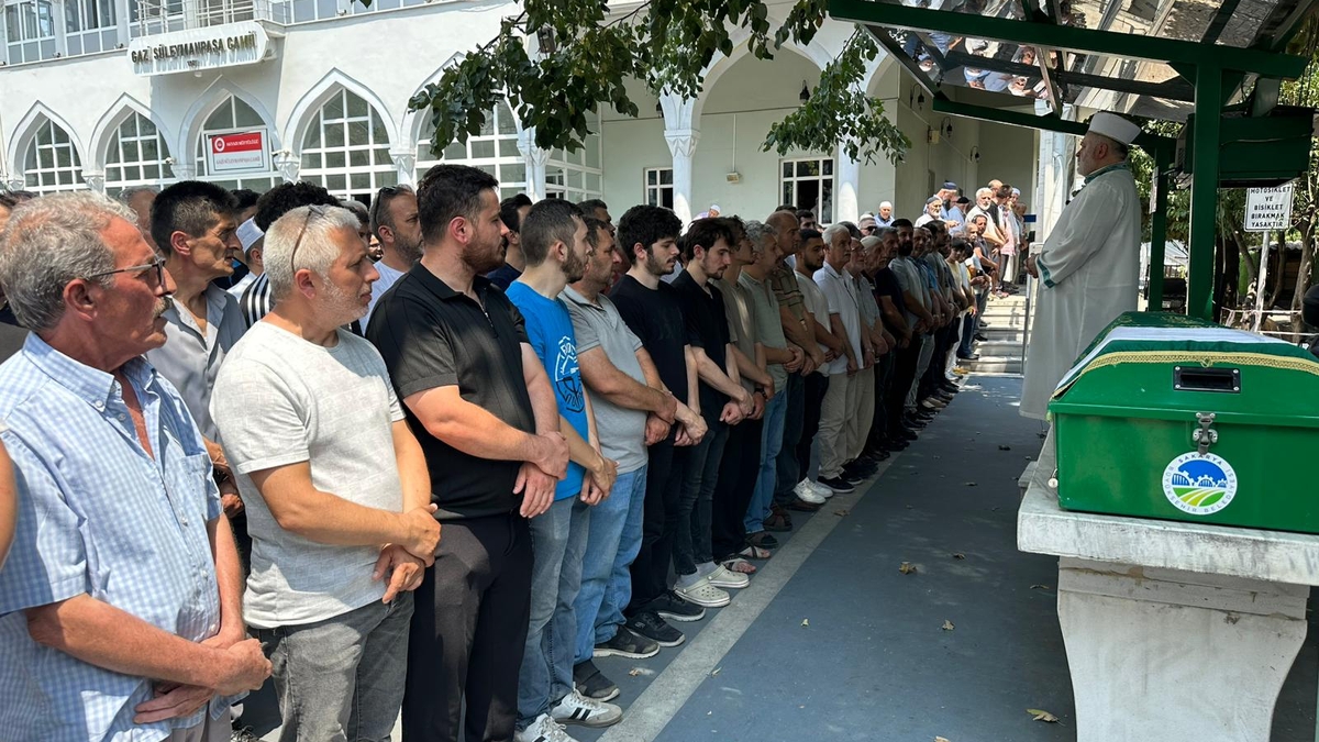 İsmail Atacan’a Son Veda. Sevenleri Yalnız Bırakmadı