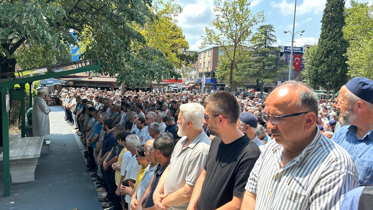 İsmail Atacan’a Son Veda. Sevenleri Yalnız Bırakmadı