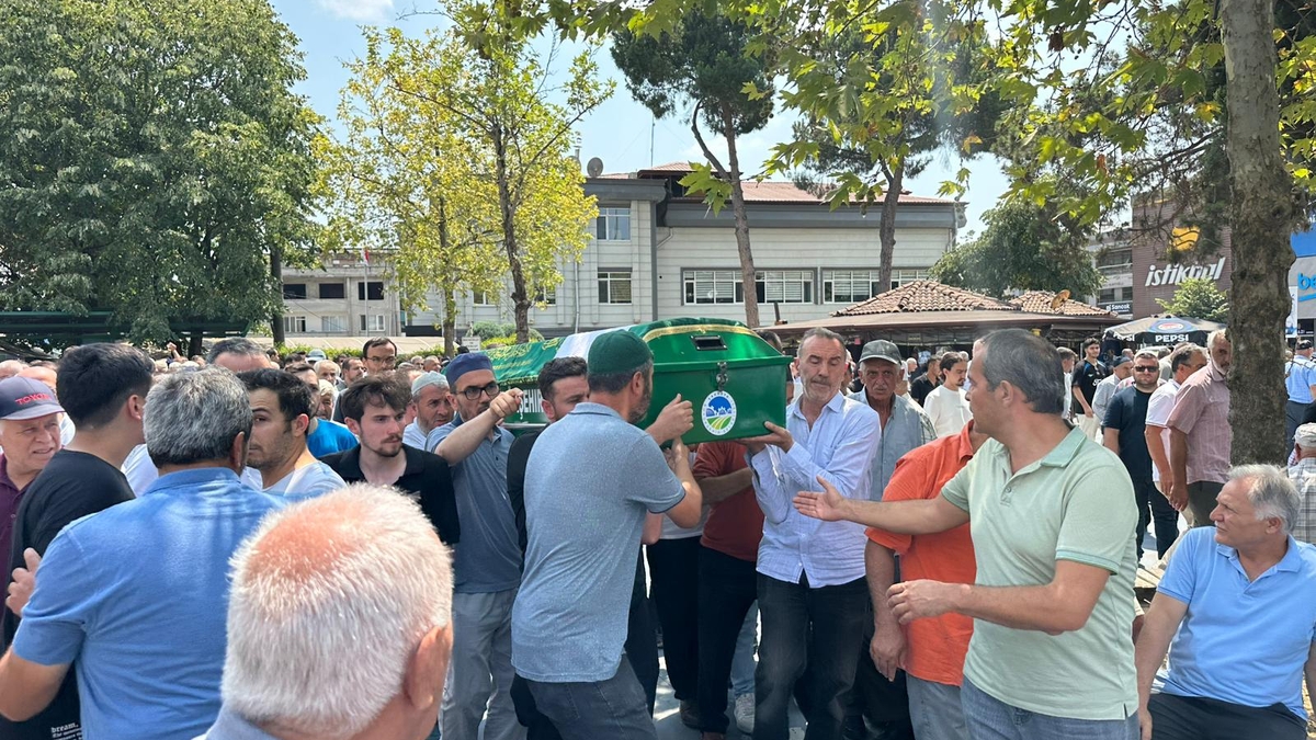 İsmail Atacan’a Son Veda. Sevenleri Yalnız Bırakmadı
