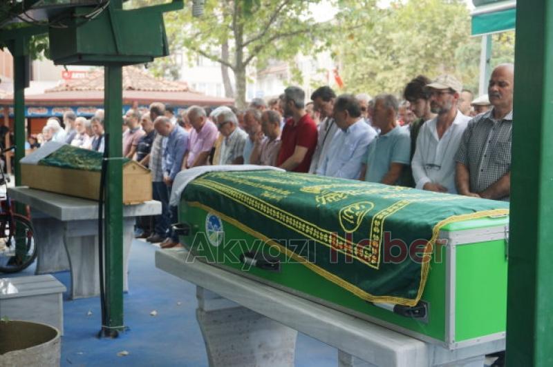 iSMAiL HAKKI YILDIRIMHAN VE UĞUR ŞiRiN DUALARLA DEFNEDiLDi