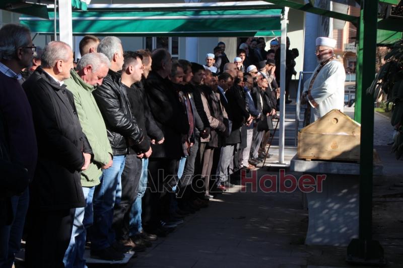 İsmet Kesecek Defnedildi