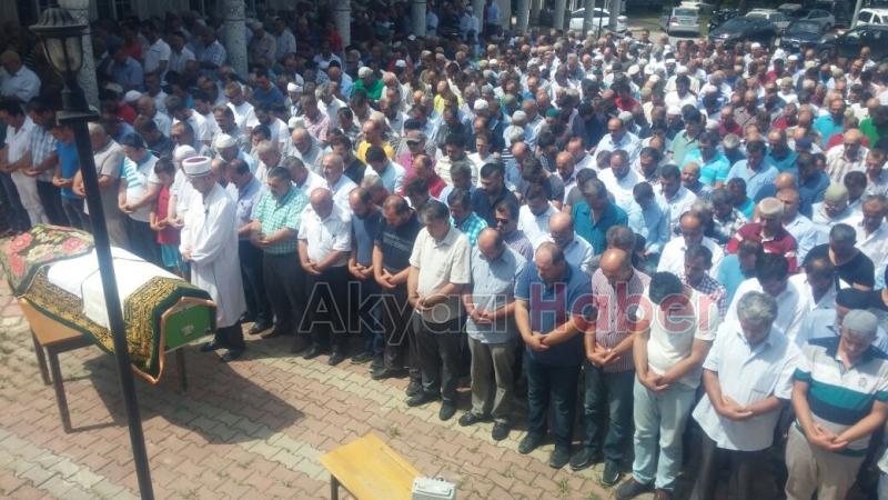 İsminaz Gödek Defnedildi