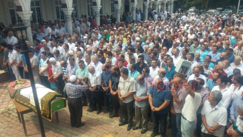 İsminaz Gödek Defnedildi