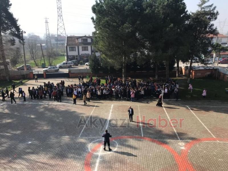 İşmont Halil Bildirici Mesleki ve Teknik Anadolu Lisesinde Öğrencilere afet eğitimi verildi