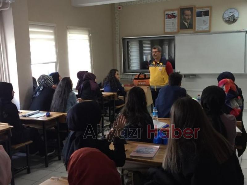 İşmont Halil Bildirici Mesleki ve Teknik Anadolu Lisesinde Öğrencilere afet eğitimi verildi