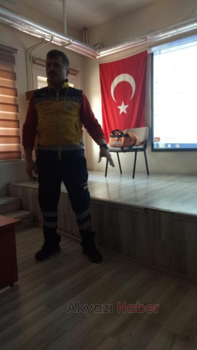 İşmont Halil Bildirici Mesleki ve Teknik Anadolu Lisesinde Öğrencilere afet eğitimi verildi