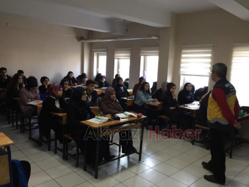 İşmont Halil Bildirici Mesleki ve Teknik Anadolu Lisesinde Öğrencilere afet eğitimi verildi