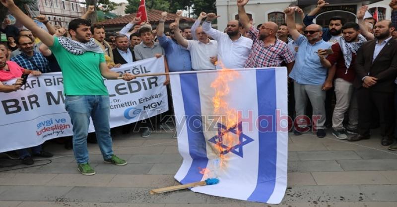 İsrail bayrağı yaktılar