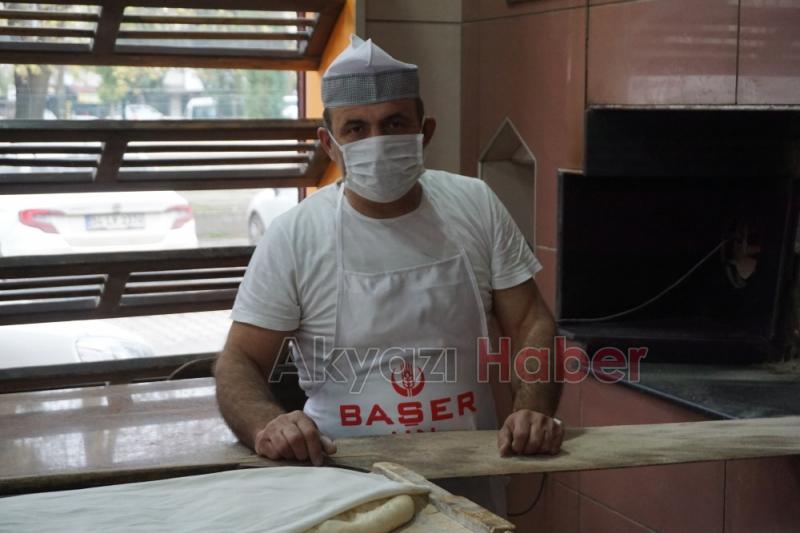 İşsiz Kalanlara ve İhtiyaç Sahiplerine Ücretsiz Ekmek 