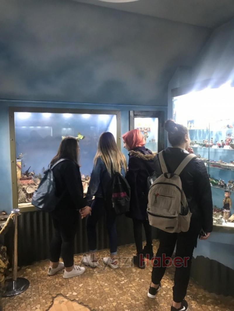 İSTANBUL MEDİPOL ÜNİVERSİTESİ  VE SUNAY AKIN  OYUNCAK MÜZESİ GEZİSİ