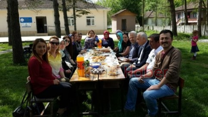 İstanbul Bilgi Çağı Koleji Eskibedil İlkokulunu Kardeş Okul Olarak Seçti