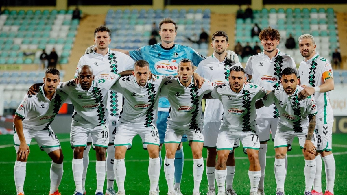 İstanbulspor 3 Sakaryaspor 3