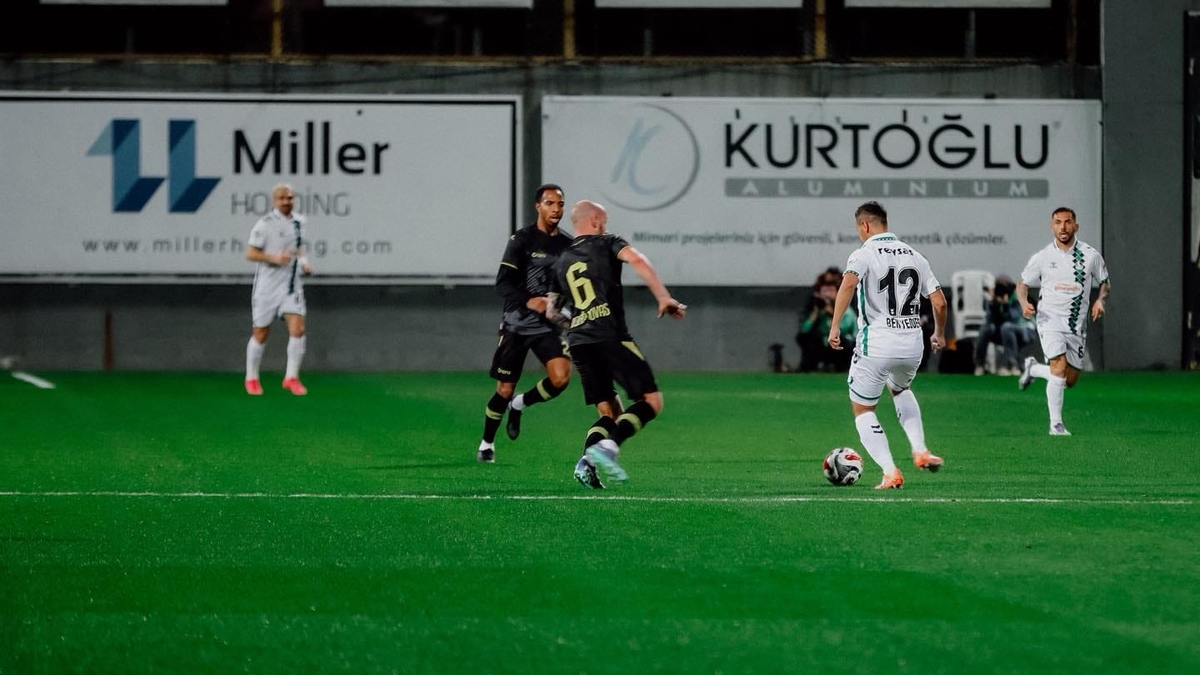 İstanbulspor 3 Sakaryaspor 3