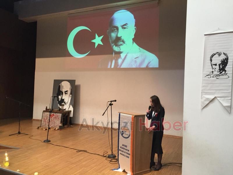 İstiklal Marşının 98 yıldönümü Akyazı'da kutlandı