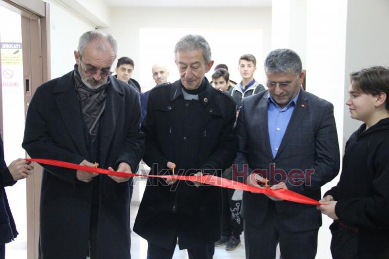 IZM Game Studios Dualarla Açıldı