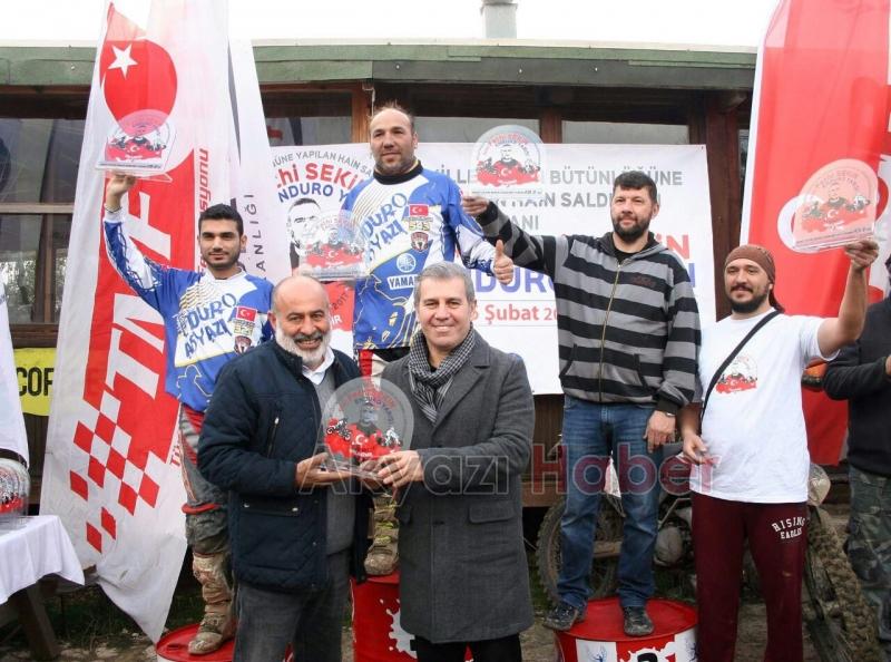 İzmir Enduro Yarışında 2 Akyazılı Derece Yaptı