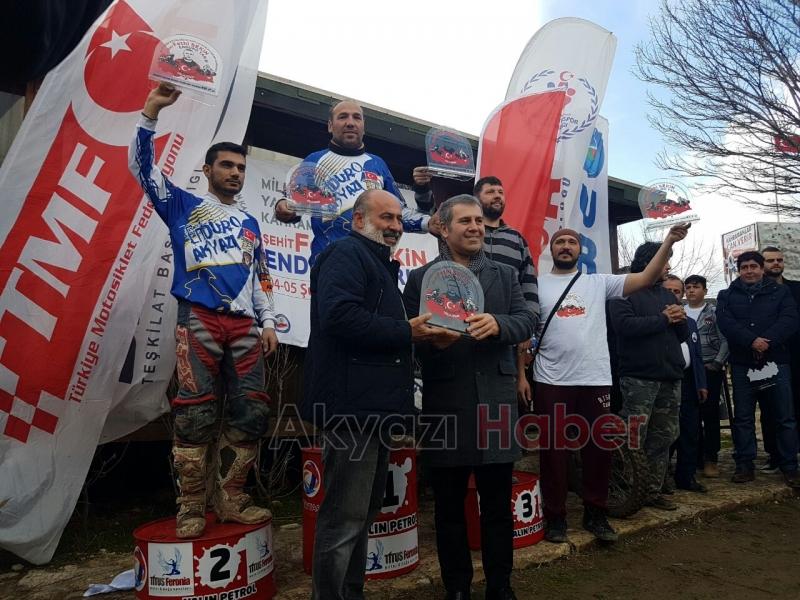 İzmir Enduro Yarışında 2 Akyazılı Derece Yaptı