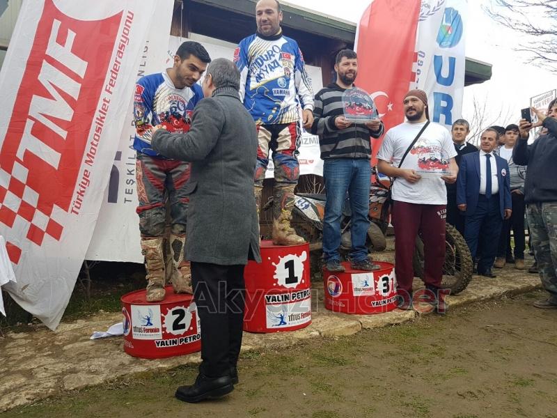 İzmir Enduro Yarışında 2 Akyazılı Derece Yaptı