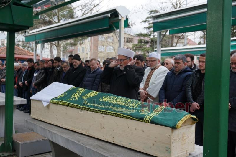 İzzet Soylu Defnedildi