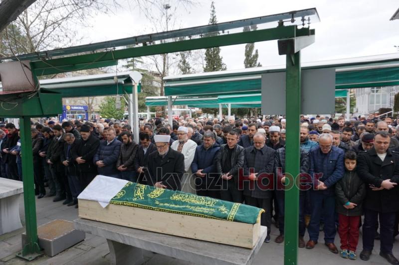 İzzet Soylu Defnedildi