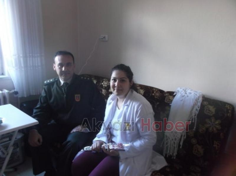 Jandarmadan Ebe Hemşirelere Ziyaret