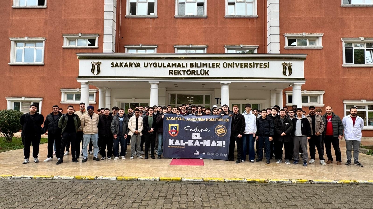 Jandarmadan üniversitede kadına şiddet ve uyuşturucuya karşı farkındalık eğitimi