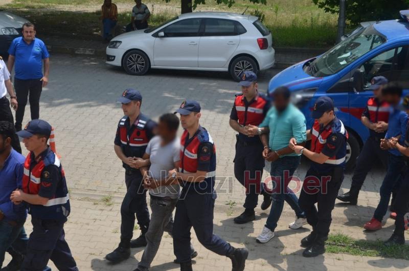 Akyazı jandarma hırsızlık çetesini çökertti