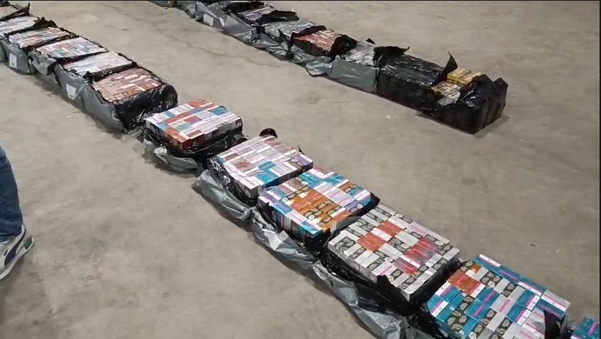 Kaçak ürünlere el konuldu