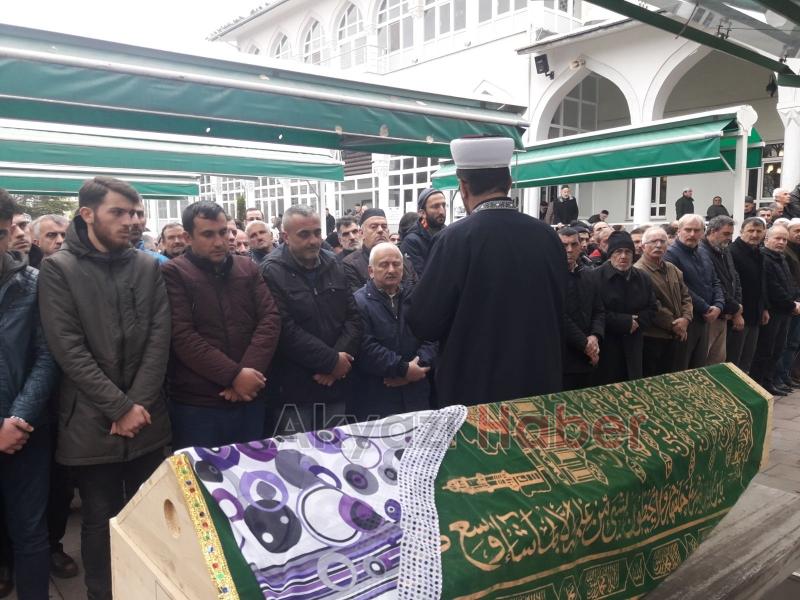 Kadriye Engiz Dualarla Defnedildi