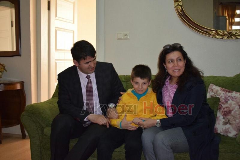 Kalaylı ve Akcan’dan Dünya Otizm Farkındalık Günü Ziyareti