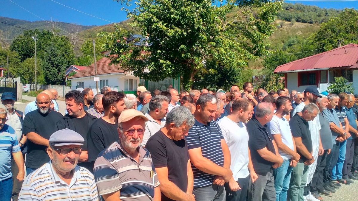 Kalbine yenik düşen 26 yaşındaki genç toprağa verildi