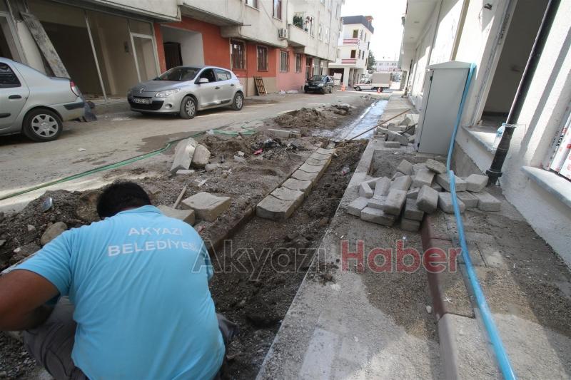 KALDIRIM ÇALIŞMALARI İLÇEMİZİN BİRÇOK YERİNDE DEVAM ETMEKTE