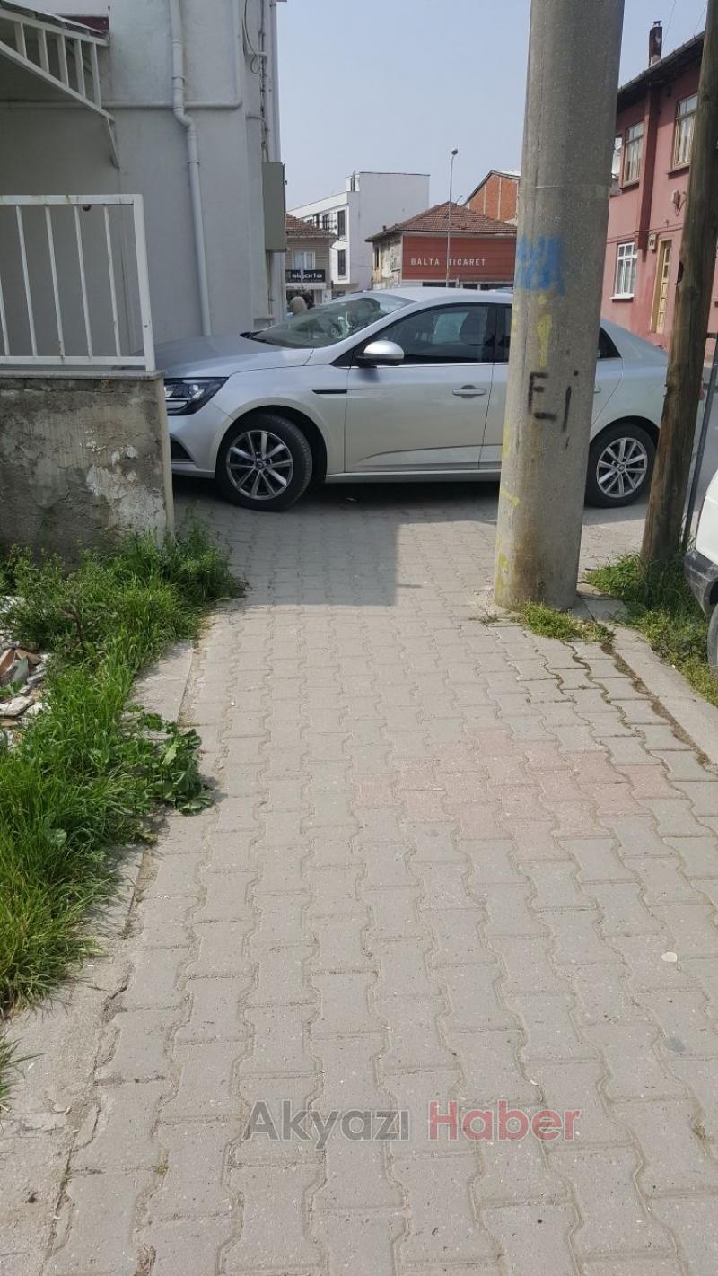 Kaldırım İşgalleri Son Sürat Devam Ediyor