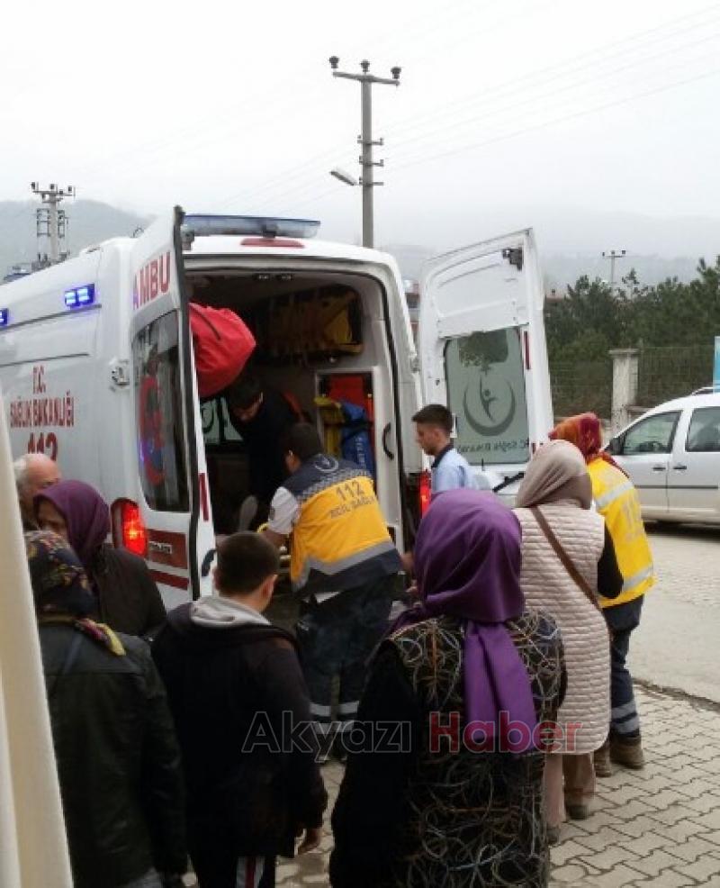 Kaldırımda yürüyen kadın bir anda yere yığıldı
