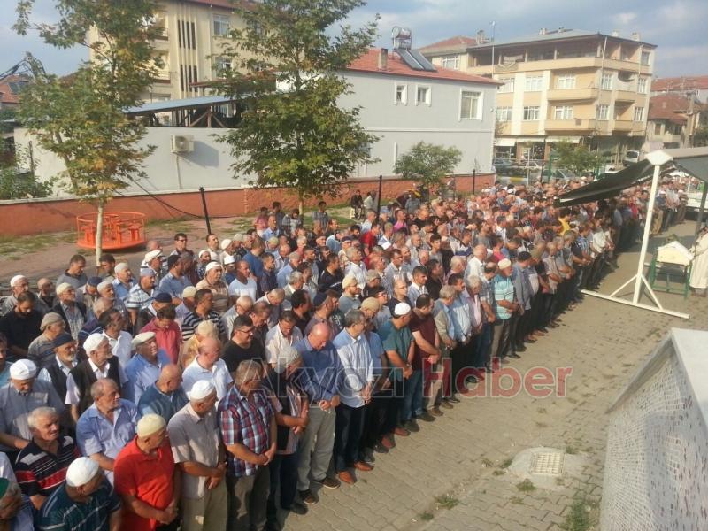 Kalp Krizi Geçiren Ahmet Selami Keyf Defnedildi