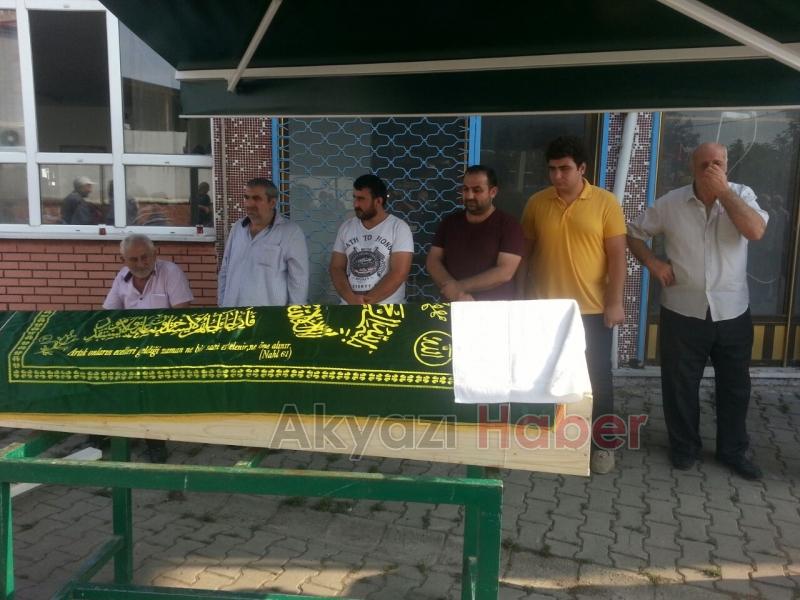 Kalp Krizi Geçiren Ahmet Selami Keyf Defnedildi