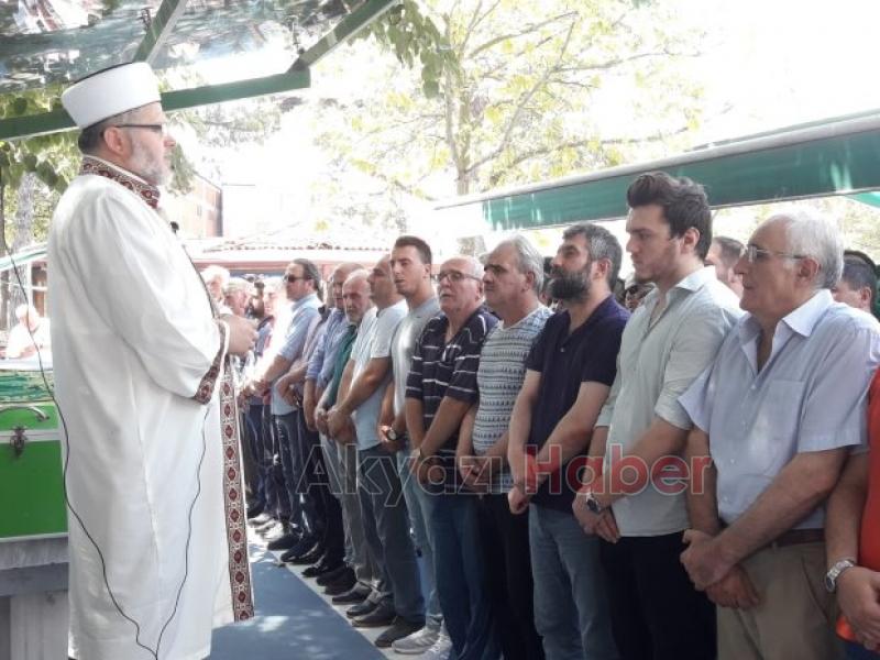 Kamil Ocaklı Defnedildi 