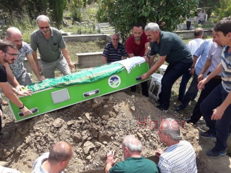 Kamil Ocaklı Defnedildi 