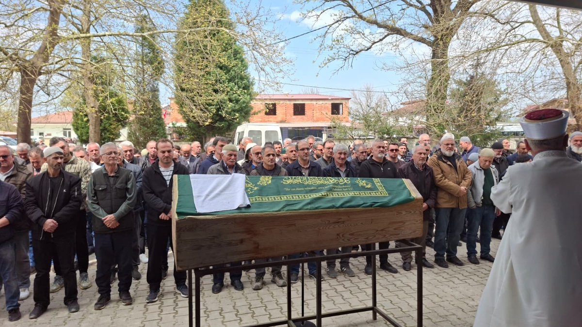 Kamyon şoförü Hüseyin Yüksek'e acı veda